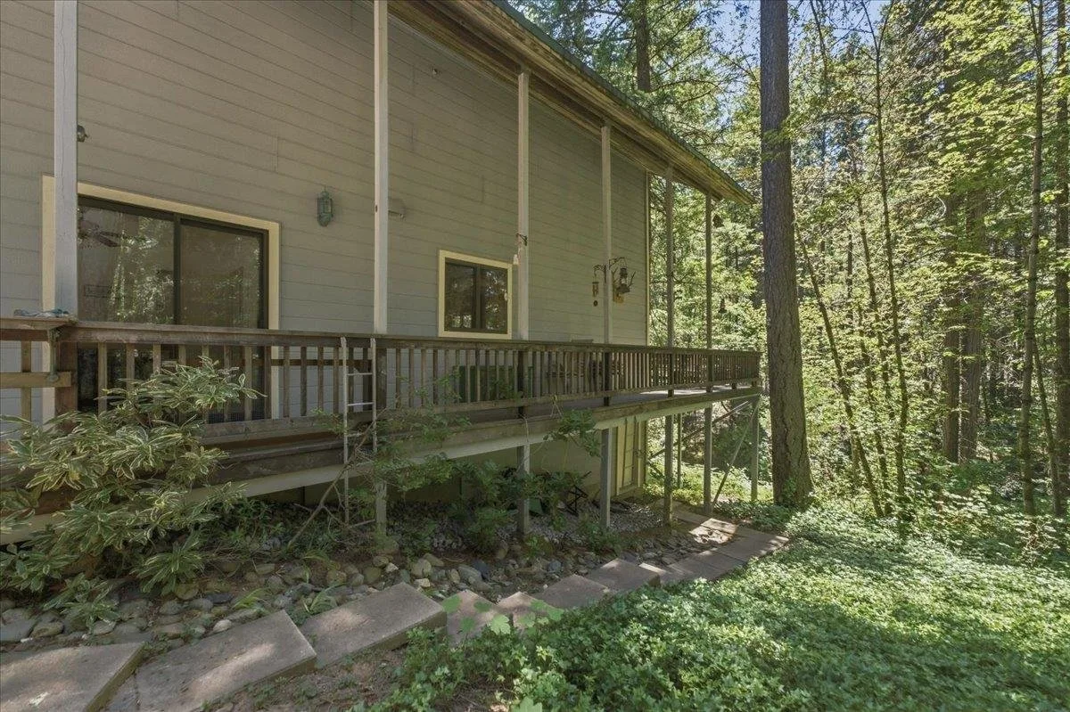 Exterior at 20929 Fall Creek Rd, Castella — 4 of 6
