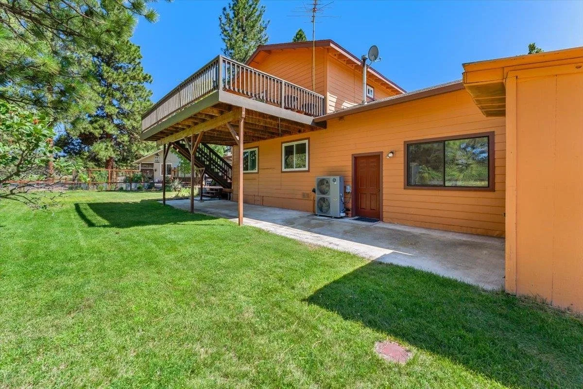 5539 Rainbow Circle, Weed — view 7 of 12