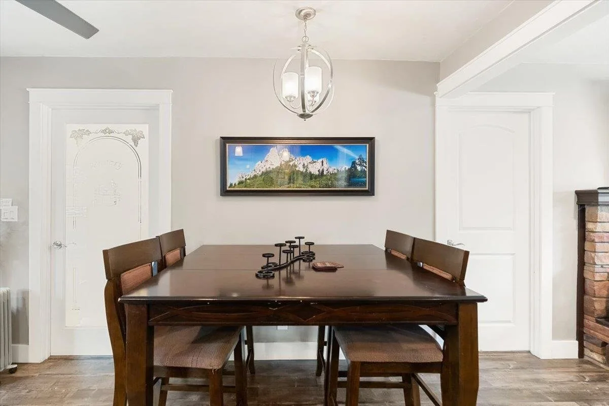 4310 Buckboard Ln, Dunsmuir — view 8 of 12