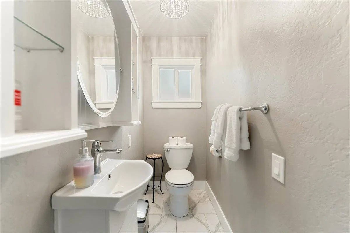 4310 Buckboard Ln, Dunsmuir — view 12 of 12