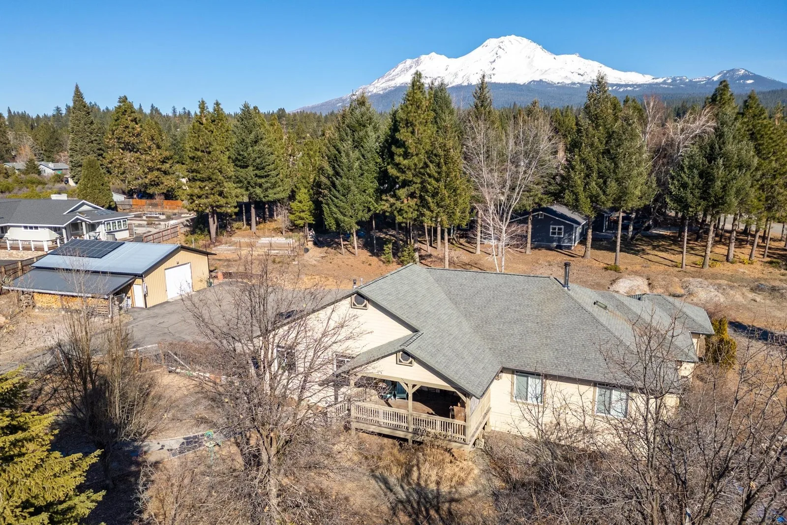 Aerial view at 2620 Fryers Way, Mount Shasta