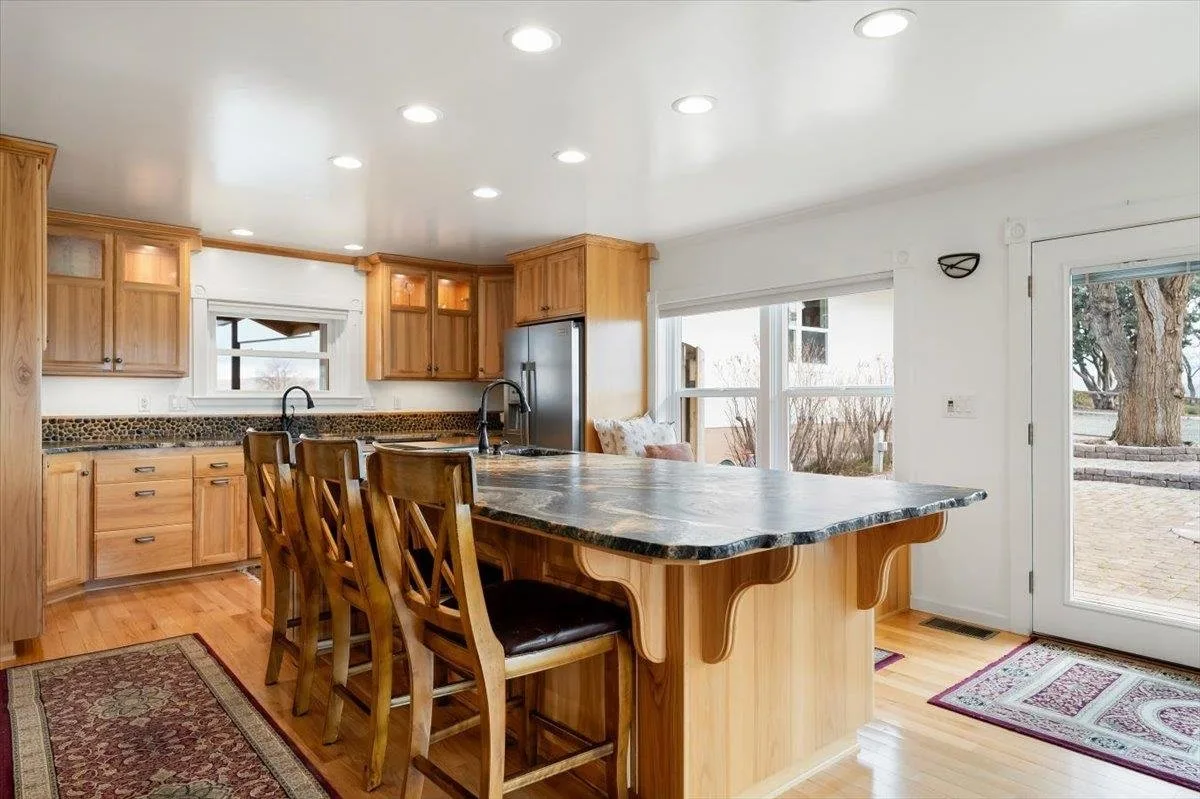 1201 Ball Mountain Little Shasta Rd, Montague — view 12 of 12